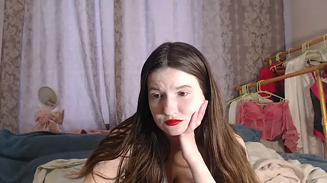 Snapshot of RileySteeele chatting on April 25, 9:45 am RileySteeele online show from April 25, 9:45 am