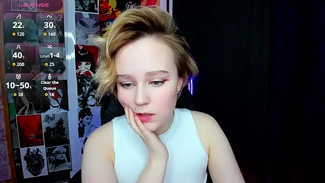 Ellie Heavenly online show from February 24, 8:12 am