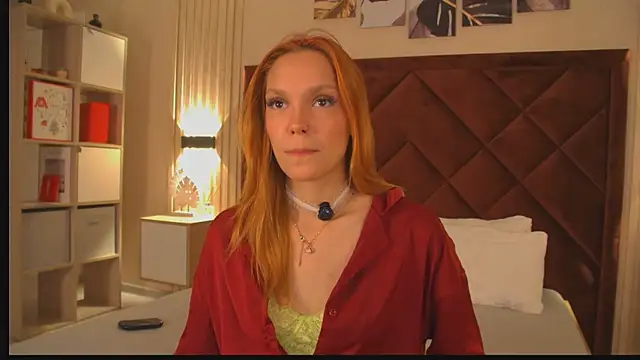 AvaLarson online show from July 24, 4:21 am