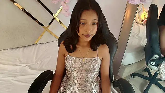 Real virgin Pussy online show from June 17, 5:36 pm