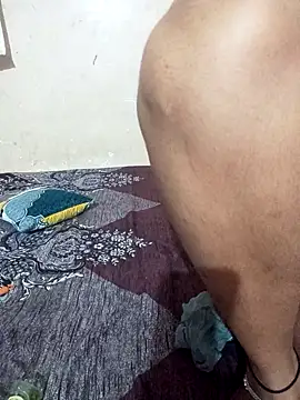 Snapshot of Dropati35 chatting on July 28, 7:39 pm Dropati35 online show from July 28, 7:39 pm