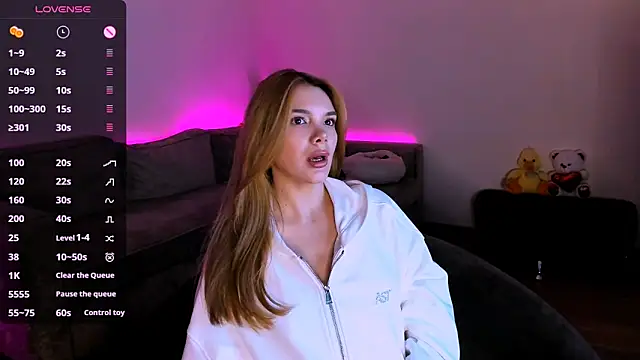 LEANALIES online show from March 2, 5:31 pm