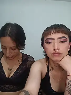 AlexxaAndRileyy online show from March 27, 6:07 pm