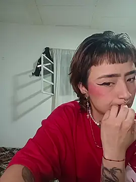 AlexxaAndRileyy online show from May 14, 3:46 am