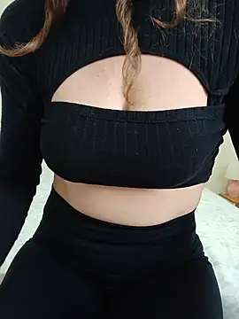 Maya-Parllo online show from June 26, 1:26 pm
