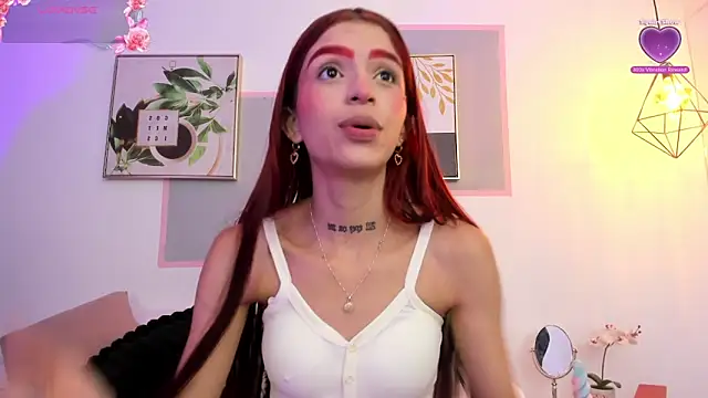 Snapshot of april_jones05 chatting on March 1, 12:18 pm april jones05 online show from March 1, 12:18 pm