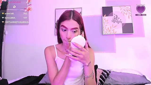 Snapshot of april_jones05 chatting on March 11, 12:55 pm april jones05 online show from March 11, 12:55 pm