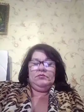 NysiOlsen online show from March 9, 5:28 pm