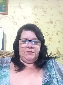 NysiOlsen online show from May 15, 9:33 pm