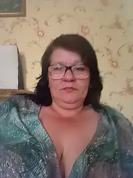 NysiOlsen online show from June 20, 11:35 am