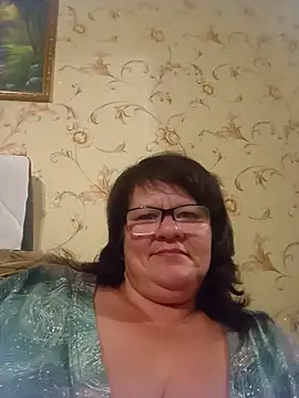 NysiOlsen online show from June 26, 9:41 pm