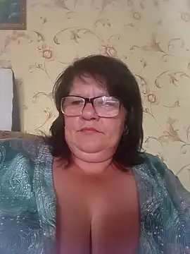 NysiOlsen online show from June 27, 12:10 pm