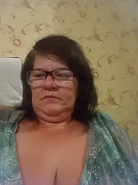 NysiOlsen online show from July 5, 8:27 pm