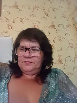 NysiOlsen online show from July 11, 3:59 pm