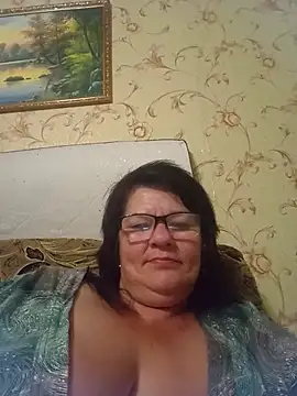 NysiOlsen online show from July 26, 8:16 pm