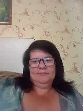 NysiOlsen online show from August 2, 6:01 am