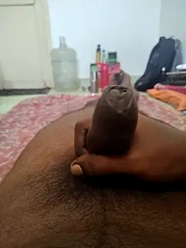 Snapshot of TamilBoy3007 chatting on April 19, 4:45 am TamilBoy3007 online show from April 19, 4:45 am