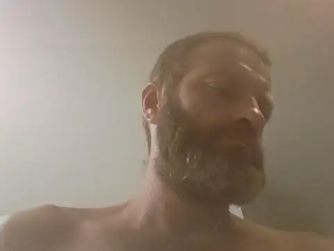 Snapshot of sterng6969 chatting on August 2, 1:42 pm sterng6969 online show from August 2, 1:42 pm
