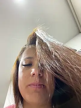 Pretty  Milf online show from March 17, 8:50 am