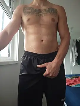 Snapshot of Fitdick4ubb chatting on June 5, 9:59 am Fitdick4ubb online show from June 5, 9:59 am