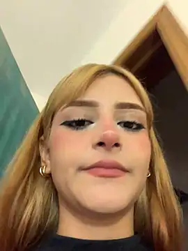 ivy-777 online show from June 26, 1:32 am