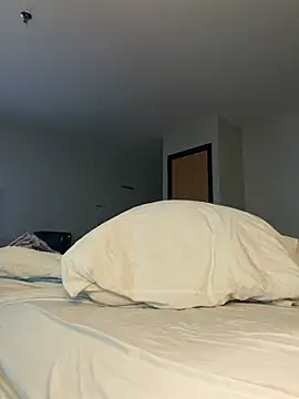 Snapshot of tastemecaroline chatting on March 1, 7:32 am tastemecaroline online show from March 1, 7:32 am