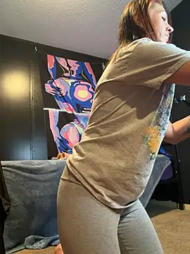 Snapshot of tastemecaroline chatting on March 6, 4:03 pm tastemecaroline online show from March 6, 4:03 pm