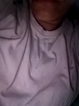 Snapshot of Karanfilim chatting on February 10, 12:26 am Karanfilim online show from February 10, 12:26 am