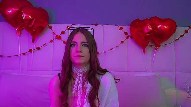 SofiaSarvain online show from February 12, 6:08 am