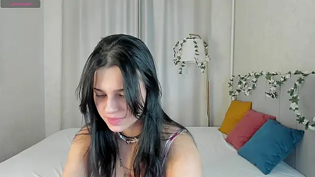 Leslie Wholsh online show from February 12, 2:28 am