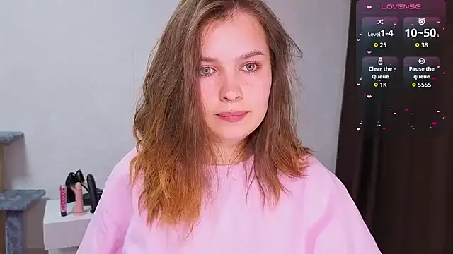Snapshot of Catherine_Karis chatting on June 24, 12:37 pm Catherine Karis online show from June 24, 12:37 pm