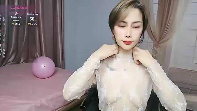 Snapshot of lucyyanyan chatting on May 16, 11:09 am lucyyanyan online show from May 16, 11:09 am