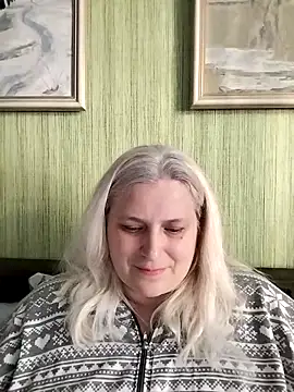 NyushaLollipop online show from May 4, 3:08 pm