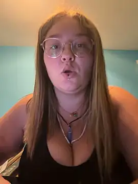 Snapshot of _maracr19_ chatting on June 17, 4:52 pm maracr19 online show from June 17, 4:52 pm