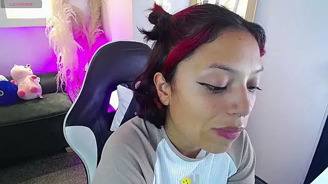 melodyy as online show from June 25, 12:31 pm