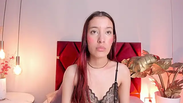 TessaMonroee online show from April 28, 6:35 pm