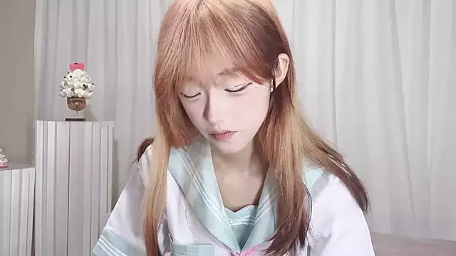 Snapshot of qingqing_love2025 chatting on May 22, 1:17 pm qingqing love2025 online show from May 22, 1:17 pm