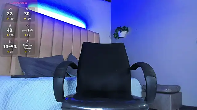 Snapshot of ian_diamond chatting on May 16, 9:35 pm ian diamond online show from May 16, 9:35 pm