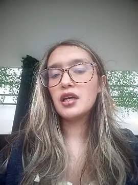 Karla-giraldo 1 online show from March 18, 9:51 pm