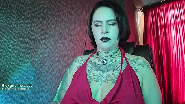 Snapshot of Mistressolivia07 chatting on May 8, 3:39 pm Mistressolivia07 online show from May 8, 3:39 pm