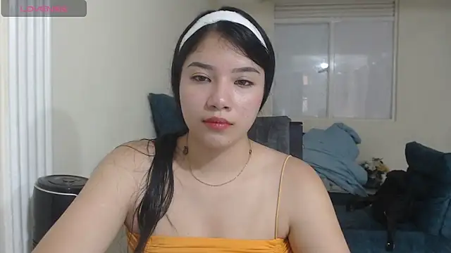 mia girl07 online show from May 2, 9:09 pm