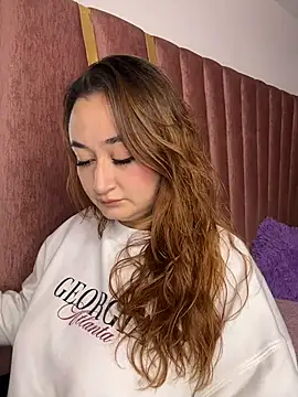 SalomeFlores online show from March 17, 12:26 am