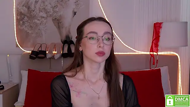 Emily Simon online show from February 27, 5:29 am