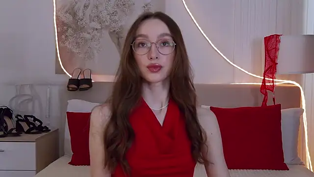 Emily Simon online show from May 3, 5:24 am