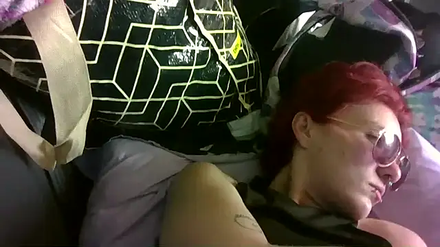 Snapshot of Tastybabe22 chatting on April 16, 4:52 pm Tastybabe22 online show from April 16, 4:52 pm