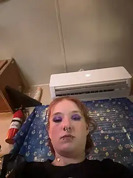 Snapshot of Tastybabe22 chatting on April 24, 7:05 pm Tastybabe22 online show from April 24, 7:05 pm