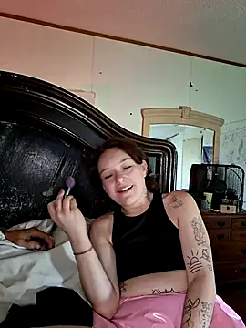 Snapshot of Tastybabe22 chatting on July 7, 9:19 pm Tastybabe22 online show from July 7, 9:19 pm