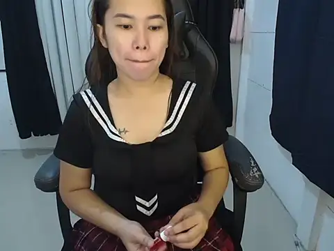 Bellashoweey online show from May 1, 11:26 am