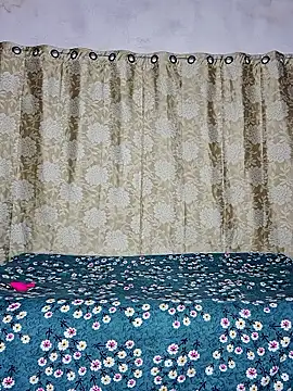 Forest Queen online show from March 9, 5:28 pm