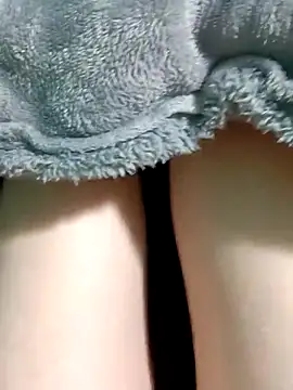 lylinhjim online show from February 7, 3:21 am